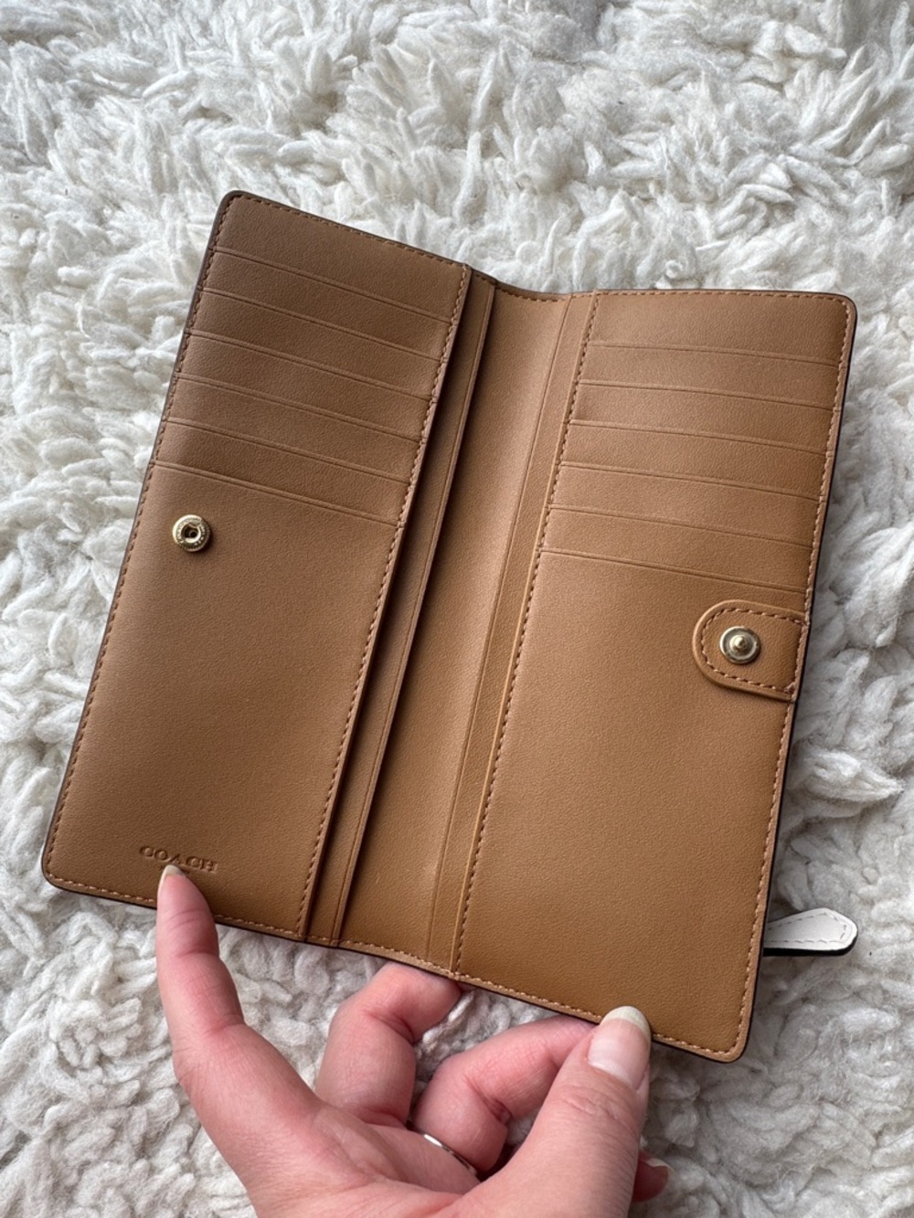 Coach Slim Signature Wallet - Picture 3 of 4